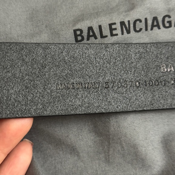 Authentic Balenciaga belt like new - Picture 3 of 7